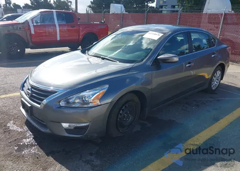 2015 Nissan Altima 2.5 S from USA, damaged, VIN 1N4AL3AP0FC152642